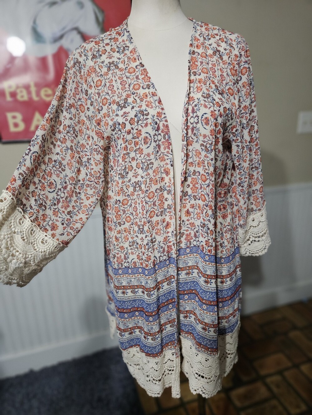 Jolt Boho Lace Kimono Large
